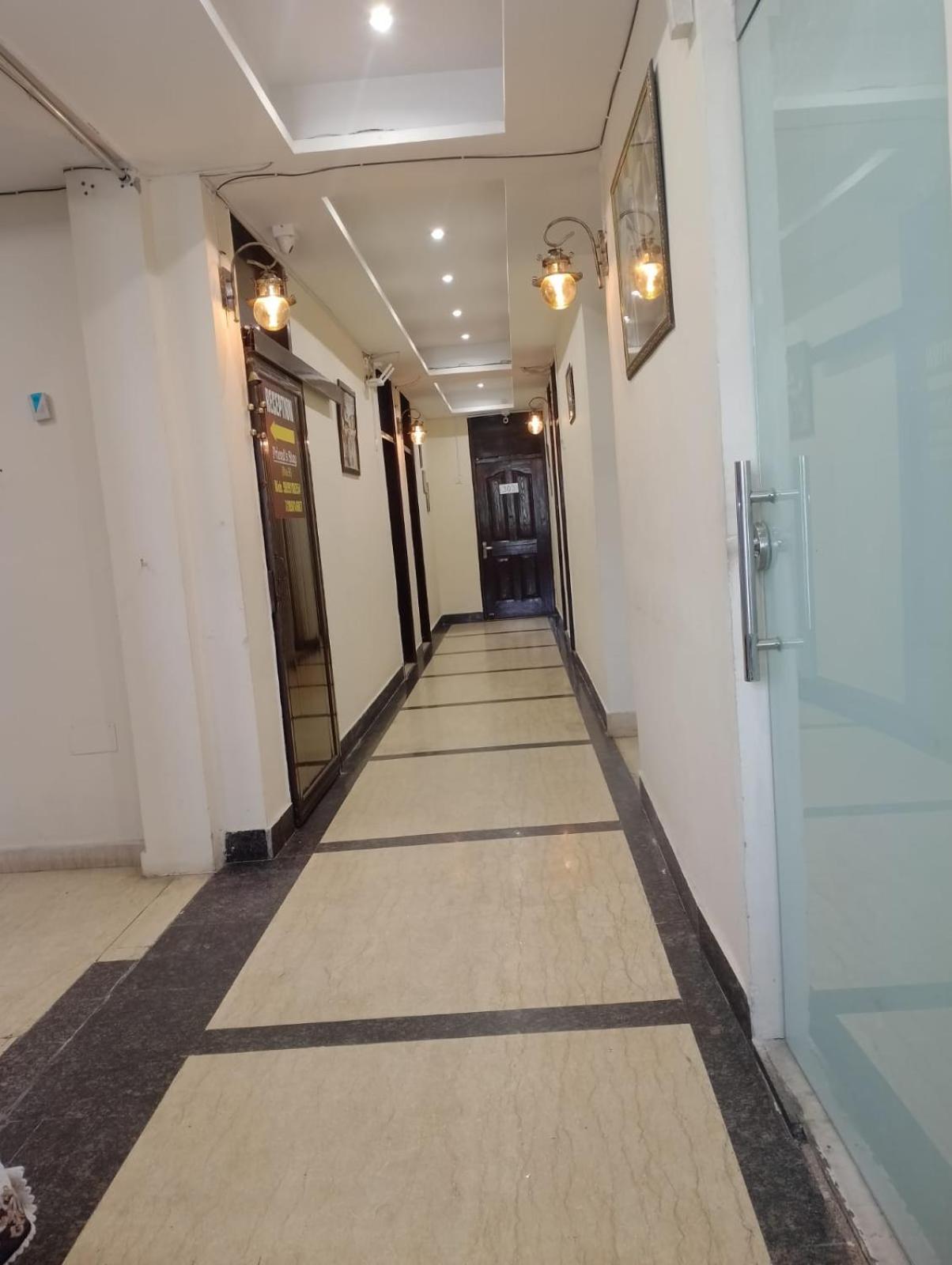 Star Inn 德里 外观 照片